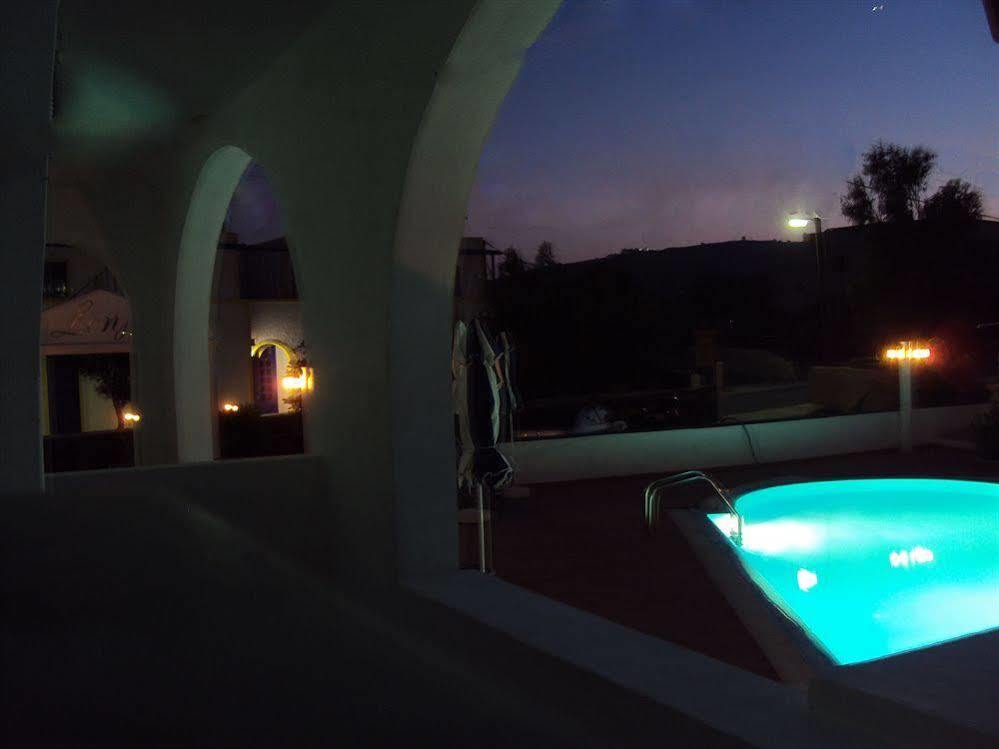 Privee Santorini Hotel Периса Екстериор снимка